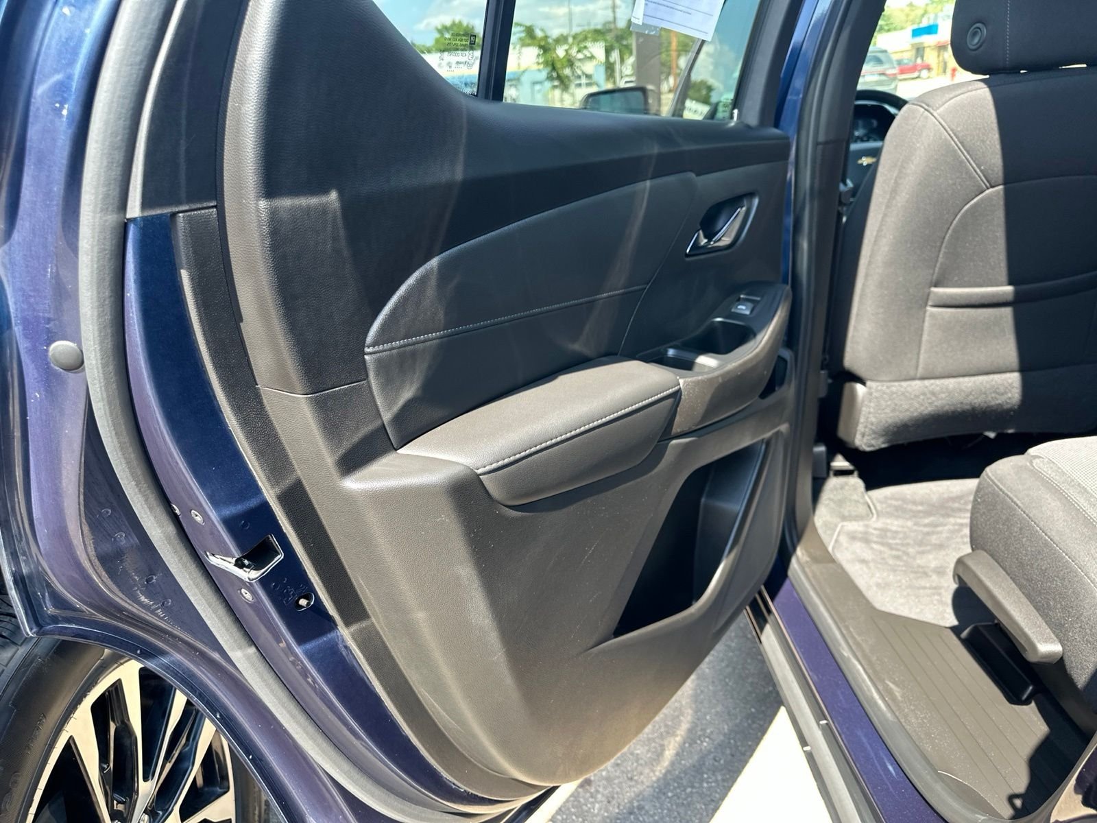 Used 2023 Blue Chevrolet LT image 28