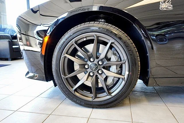 New 2026 Diamond Black Crystal Pearlcoat Dodge Scat Pack Plus image 5