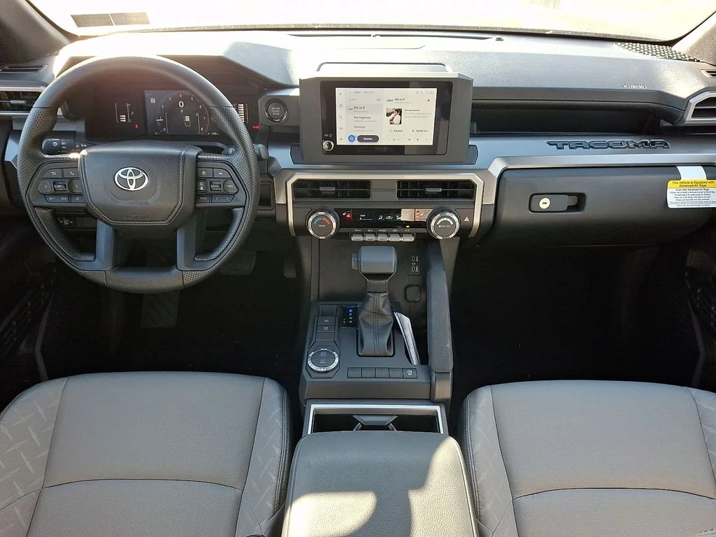 2026 Toyota Tacoma SR5 - Photo 11