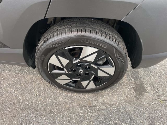 2024 Hyundai Kona SEL - Photo 11