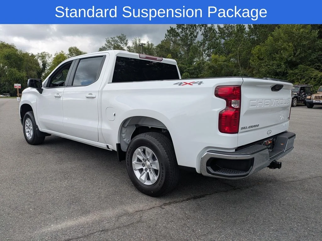 Used 2024 White Chevrolet LT image 6