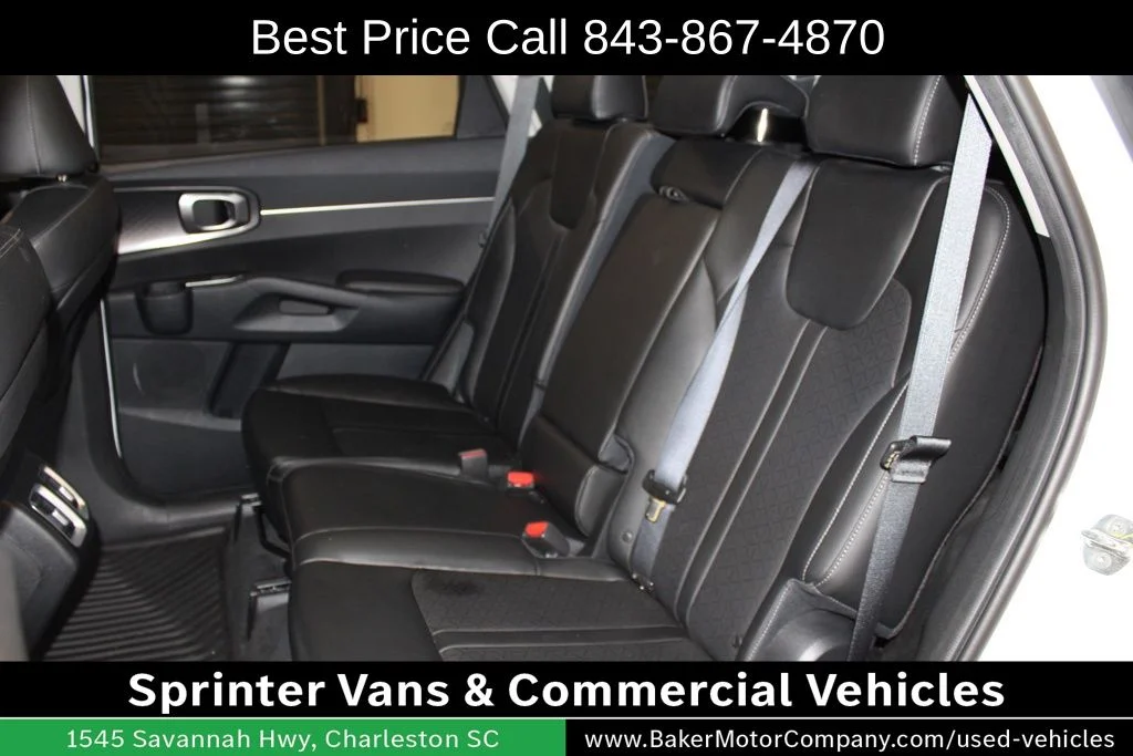 Used 2023 White Pearl Kia S image 38