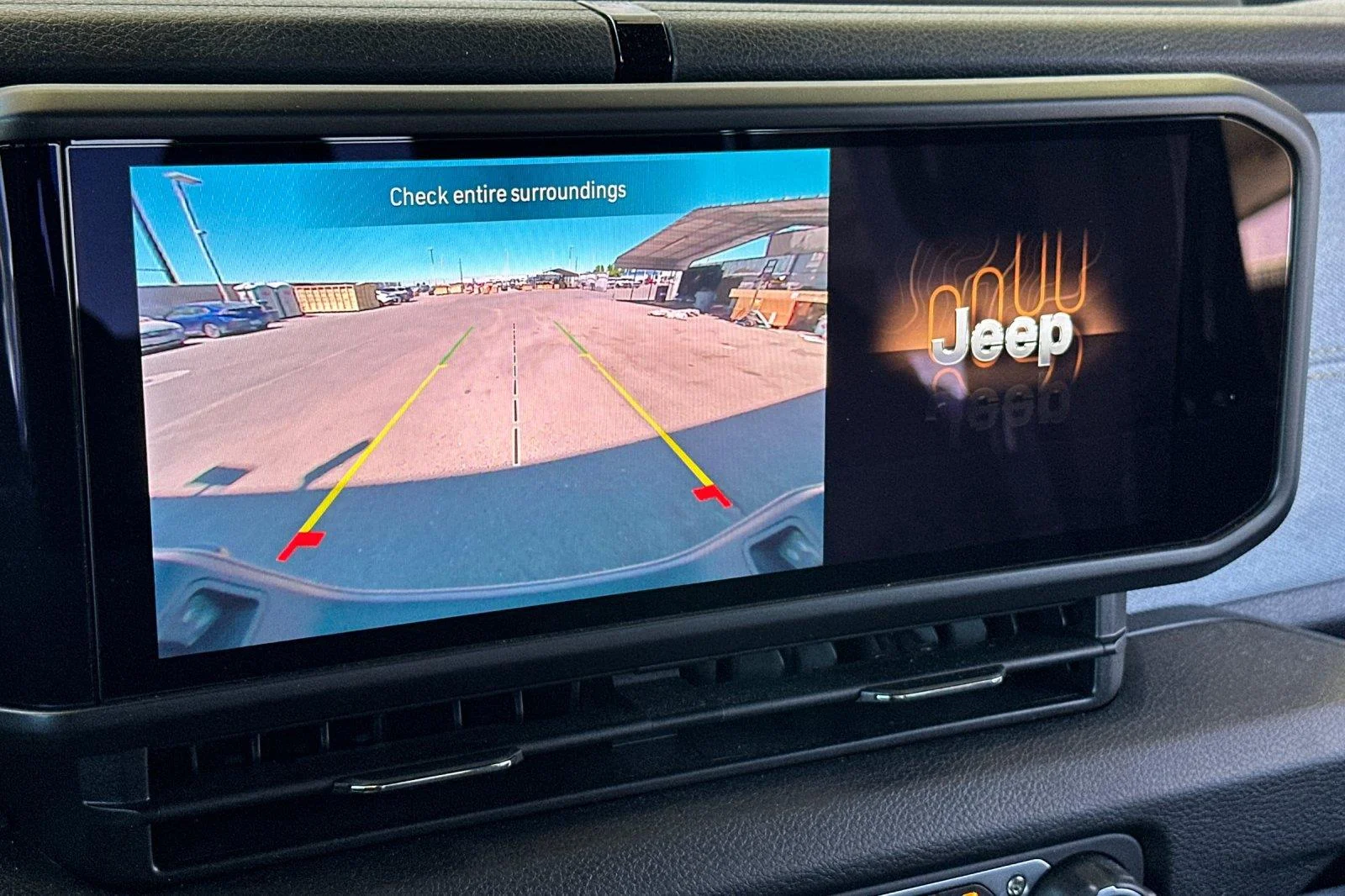 Used 2025 Black Clearcoat Jeep Sport S image 18