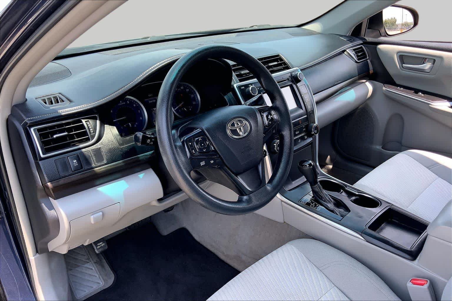 Used 2016 Parisian Night Pearl Toyota LE image 17