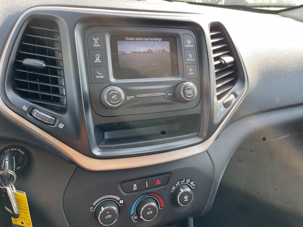 Used 2017 White Jeep Sport image 24