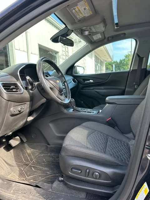 Used 2020 MIDNIGHT BLUE METALLIC Chevrolet LT image 11