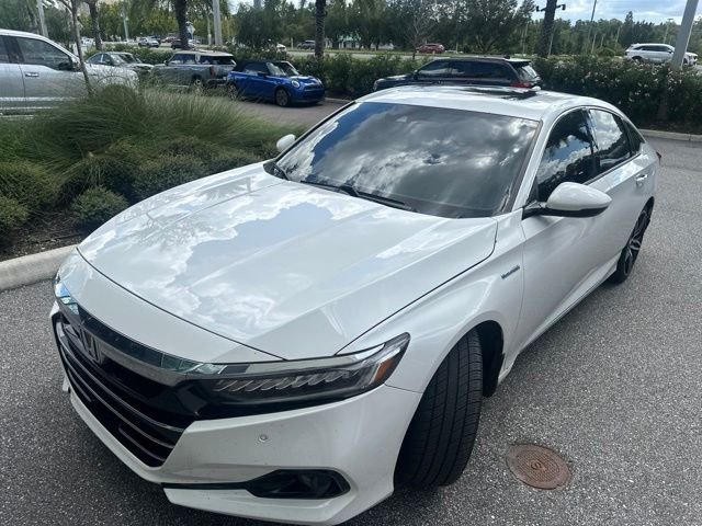 Used 2021 Platinum White Pearl Honda Touring image 5