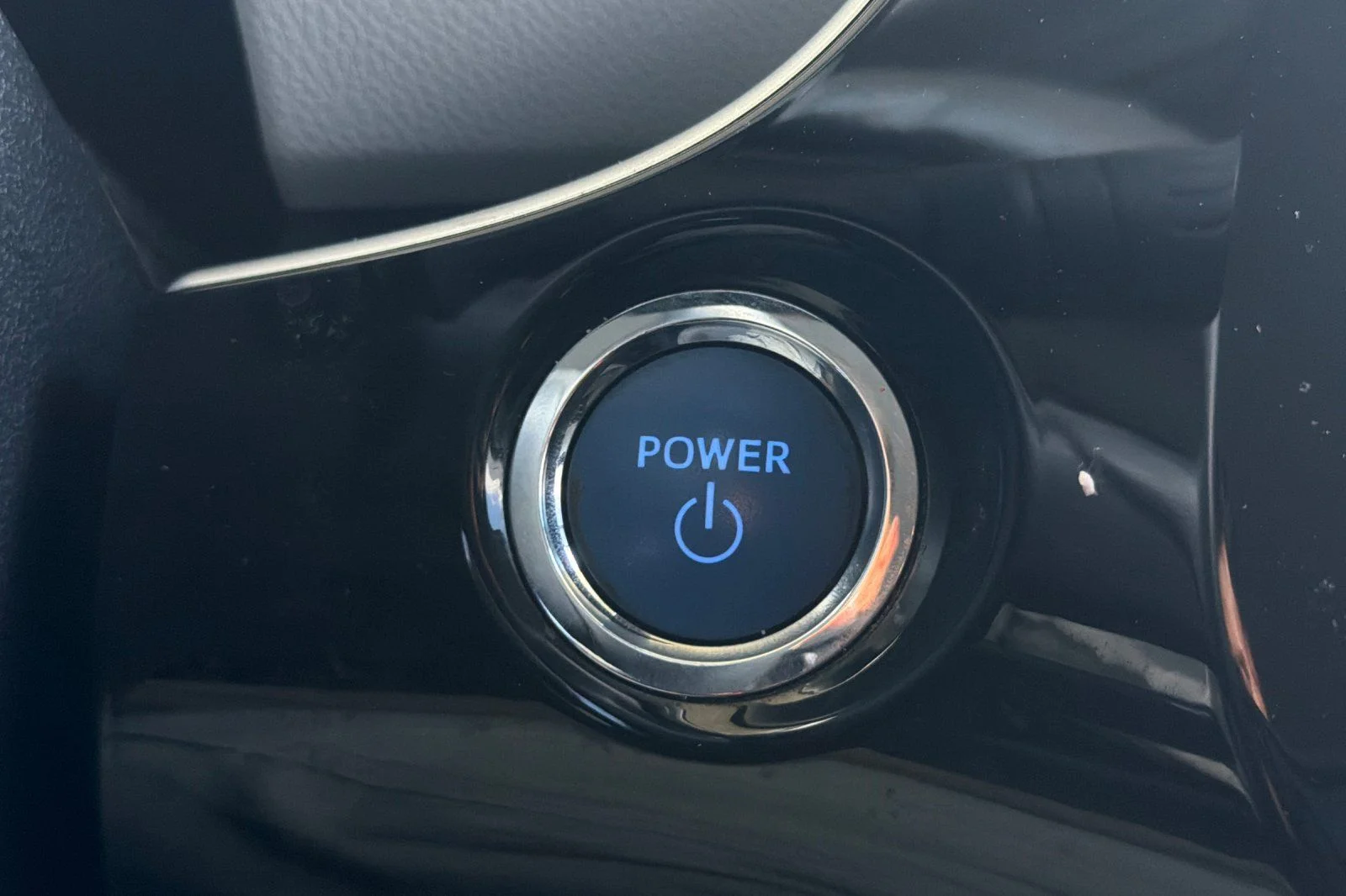 Used 2022 Gray Toyota LE image 24