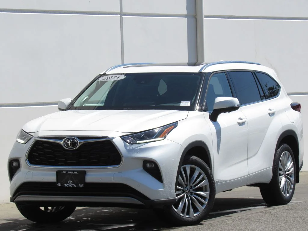 2025 Toyota Highlander Hybrid Platinum AWD's photo