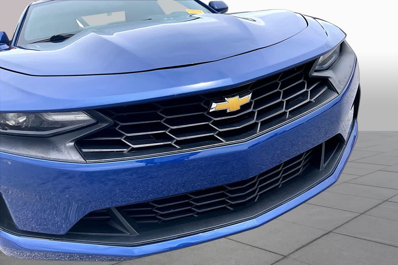 Used 2020 Riverside Blue Metallic Chevrolet 1LT image 35