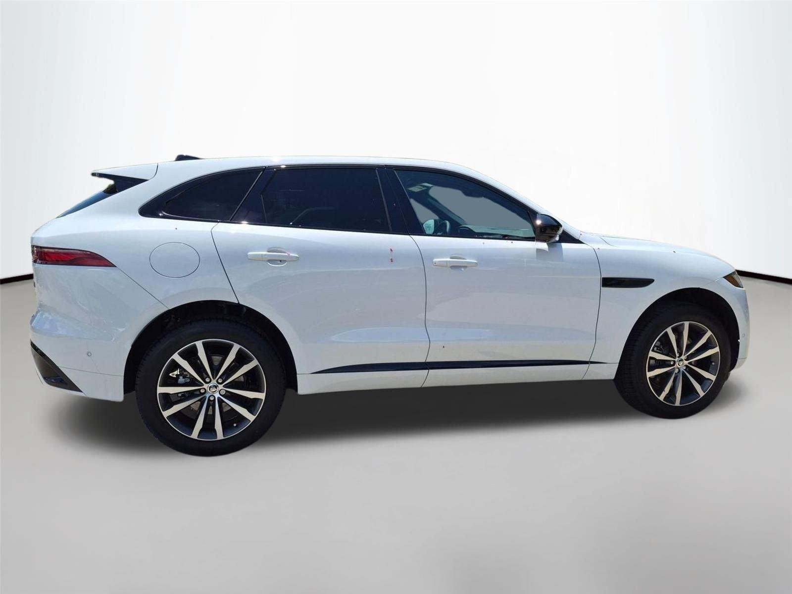 New 2026 Fuji White JAGUAR P250 R-DYNAMIC S image 4