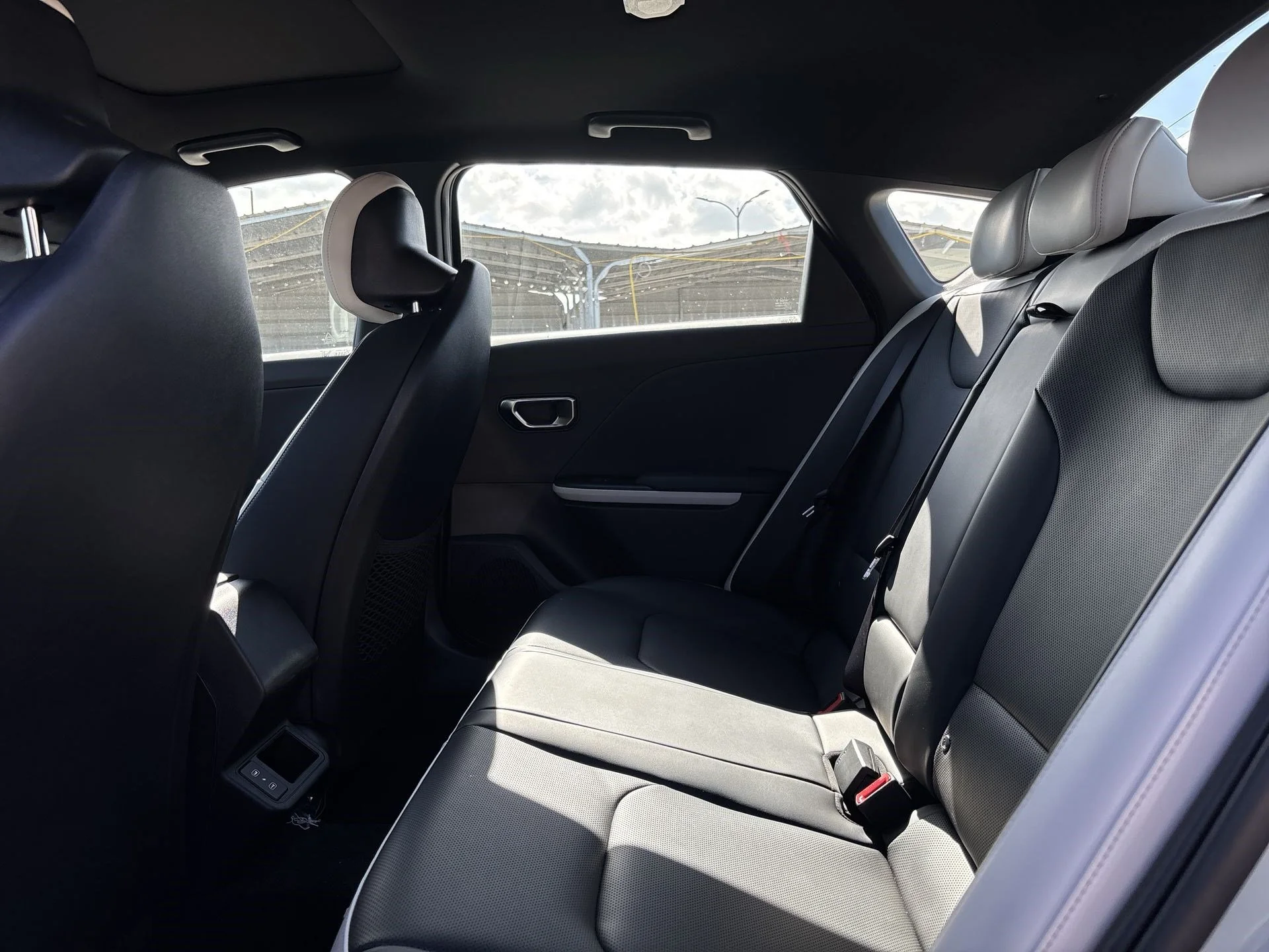 New 2026 Snow White Pearl Kia GT-Line image 22