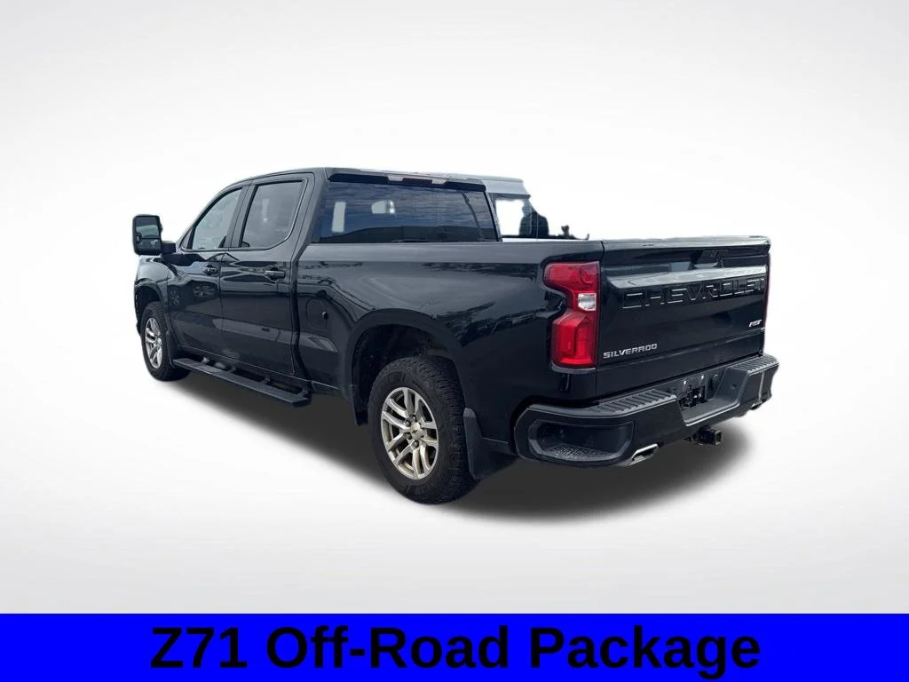Used 2020 Black Chevrolet RST image 3