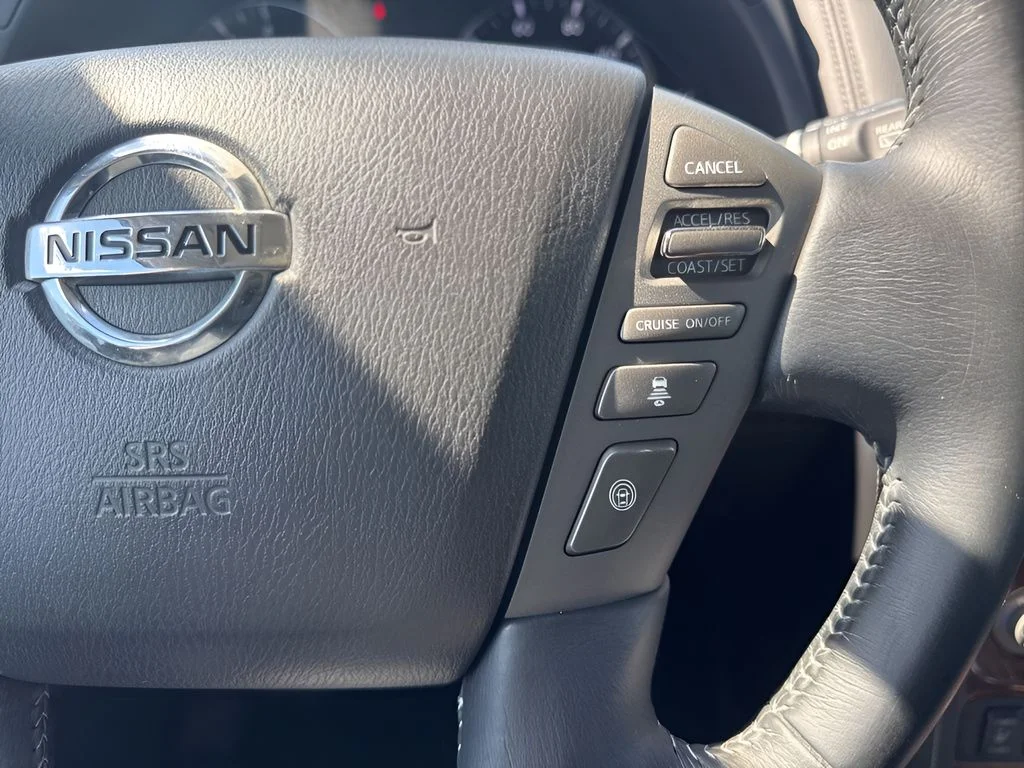 Used 2019 Blue Nissan SL image 20