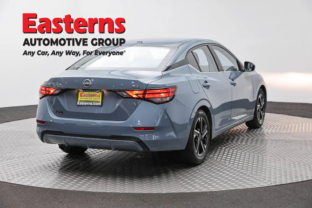 Used 2024 Gray Nissan SV image 5