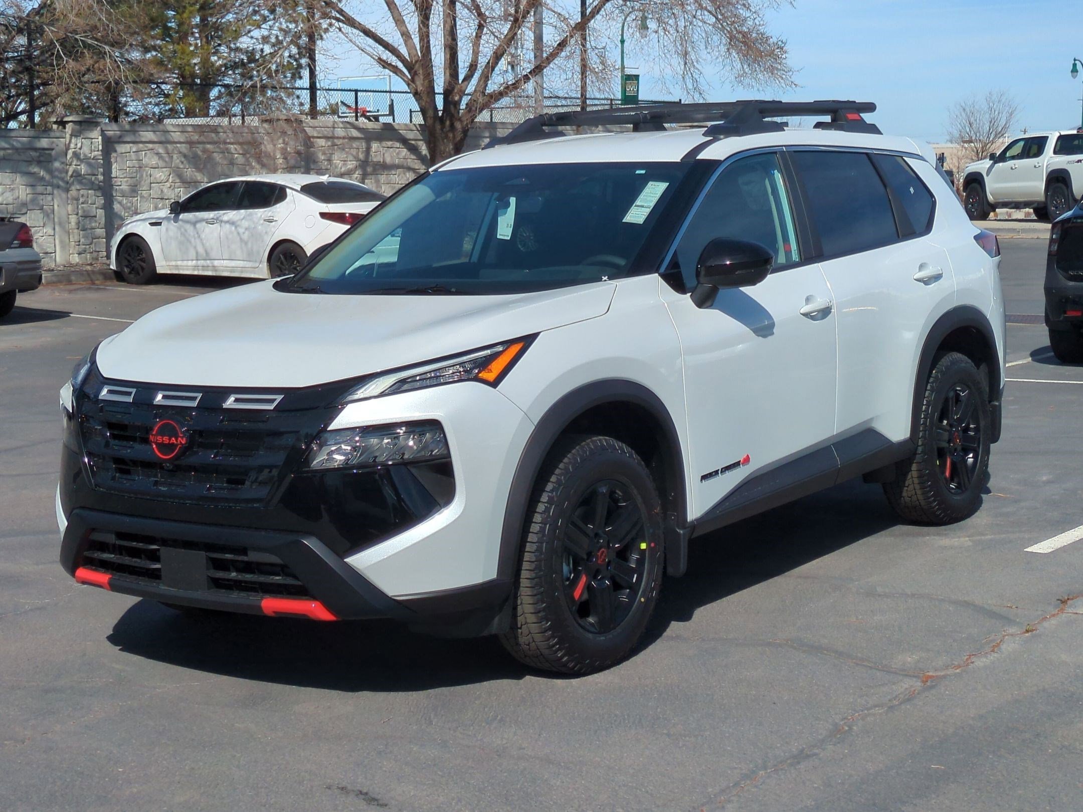 New 2026 Everest White Pearl TriCoat Nissan Rock Creek® image 8