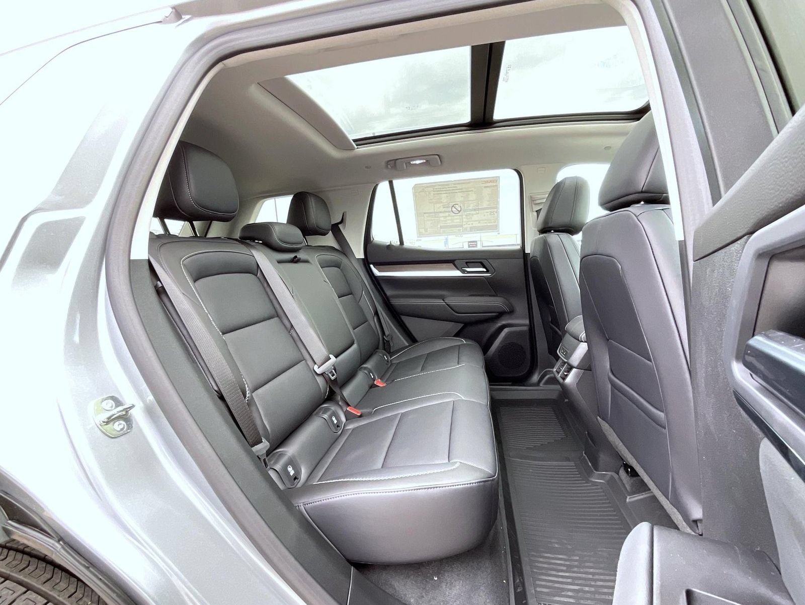 2026 GMC Terrain Denali - Photo 18