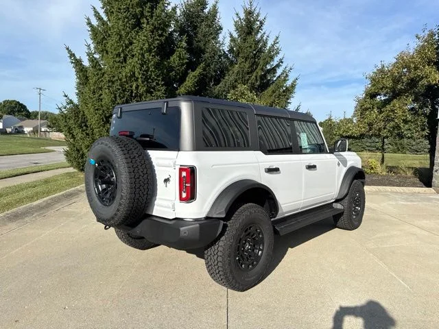 New 2026 Oxford White Ford Outer Banks image 34