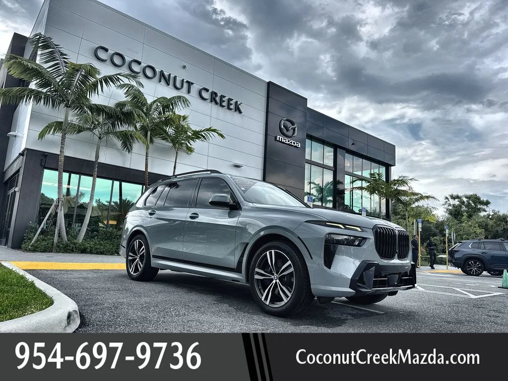 2023 BMW X7 xDrive40i's photo