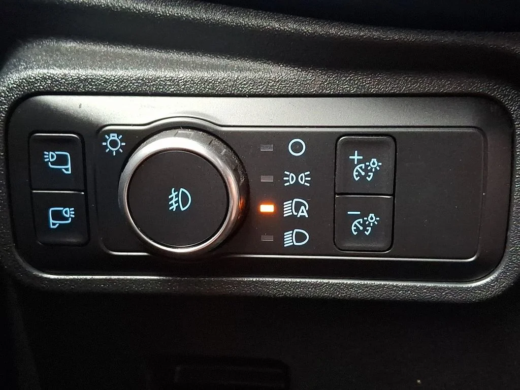 Used 2022  Ford Outer Banks image 23