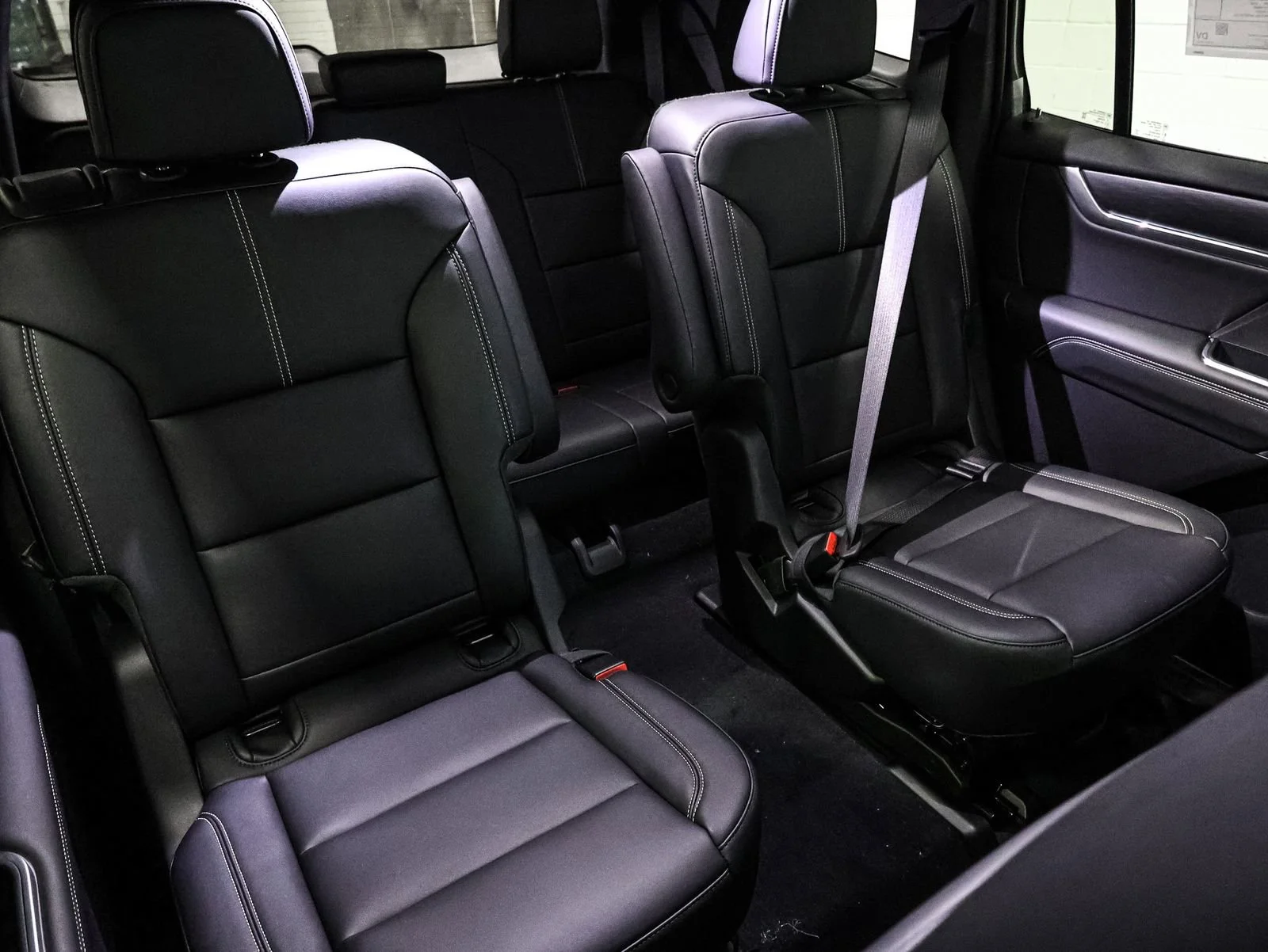 2026 GMC Acadia Elevation - Photo 25