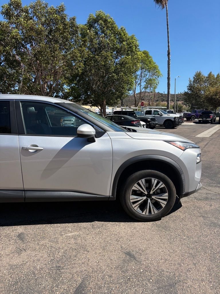 Used 2023 Silver Nissan SV image 19