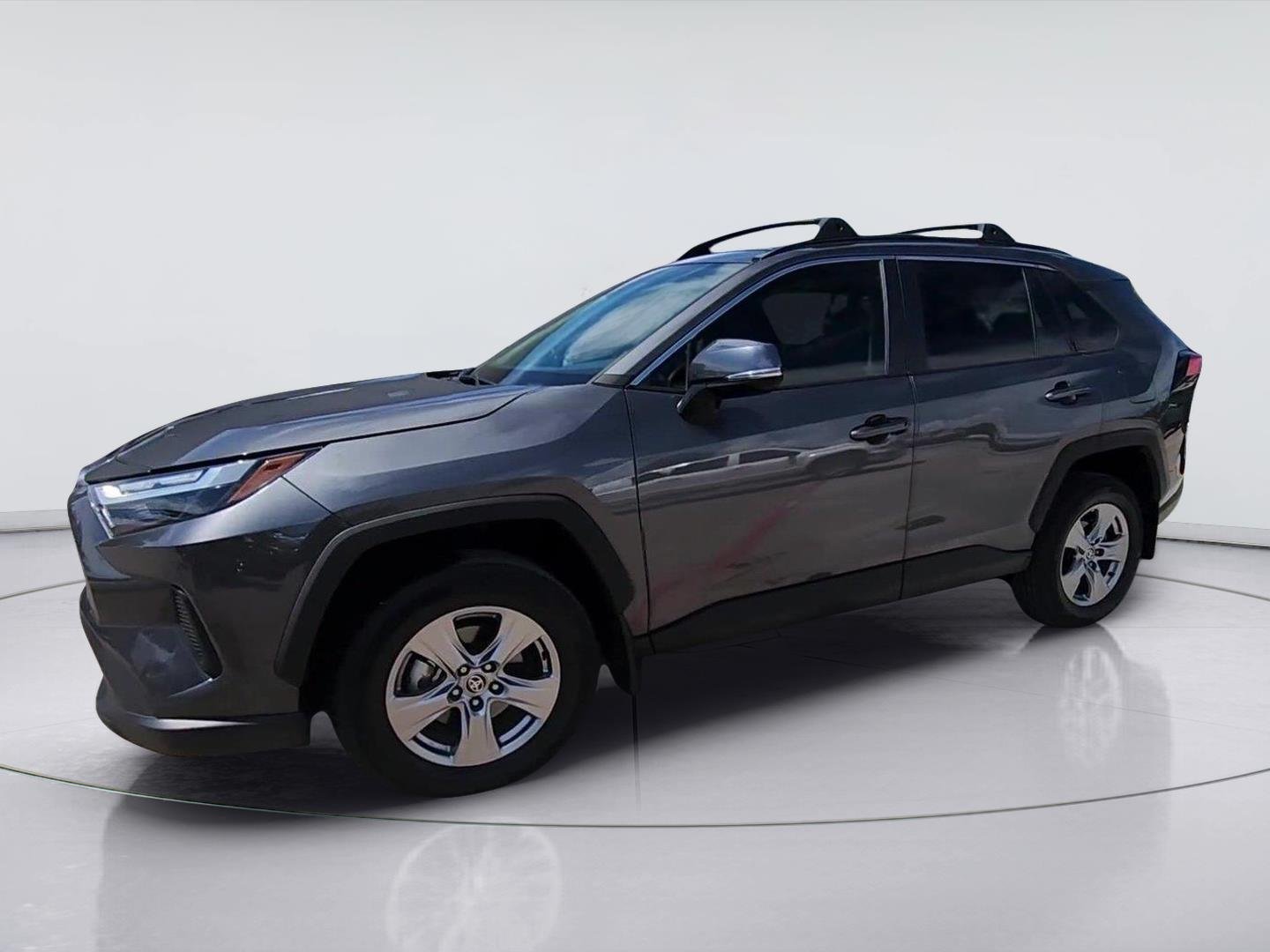 2023 Toyota RAV4 XLE - Photo 25