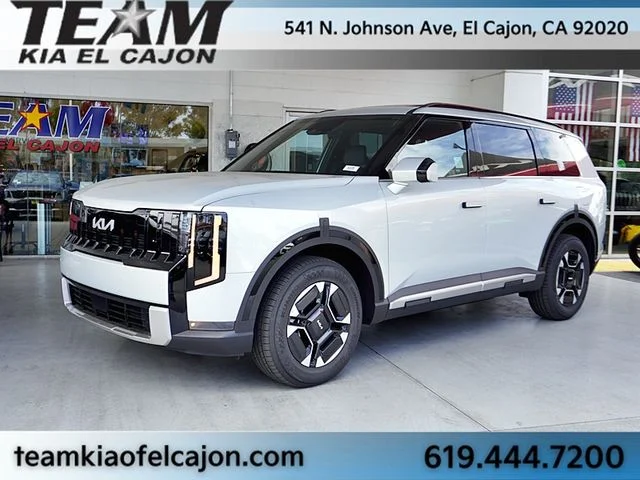 New 2027 Silver Kia EX image 5