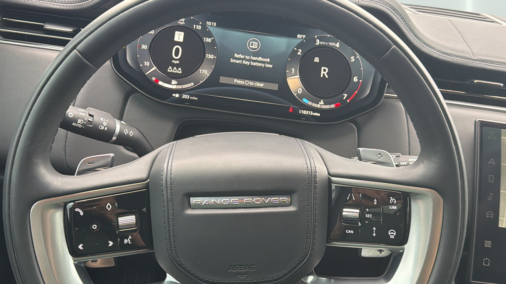 Used 2023 Carpathian Grey Premium Metallic Land Rover SE image 26