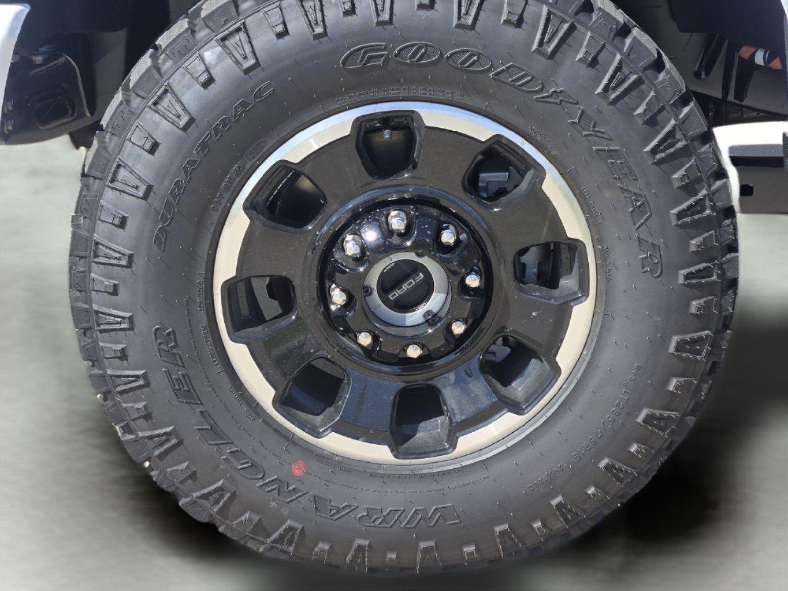 New 2026 Oxford White Ford F-250® XLT image 7