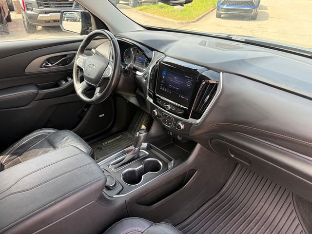Used 2020 Black Metallic Chevrolet RS image 4