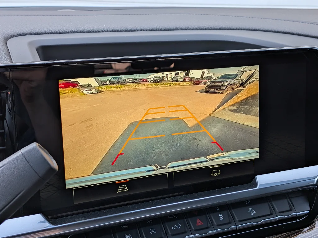 New 2026 Summit White GMC SLE image 18