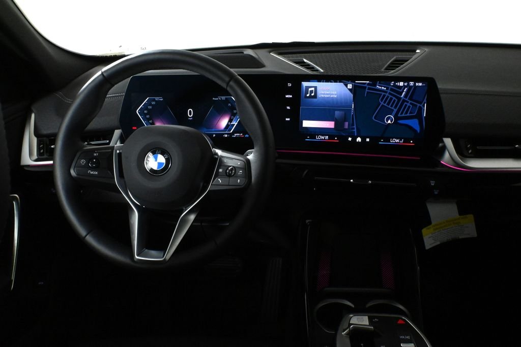 2025 BMW X2 28i - Photo 18
