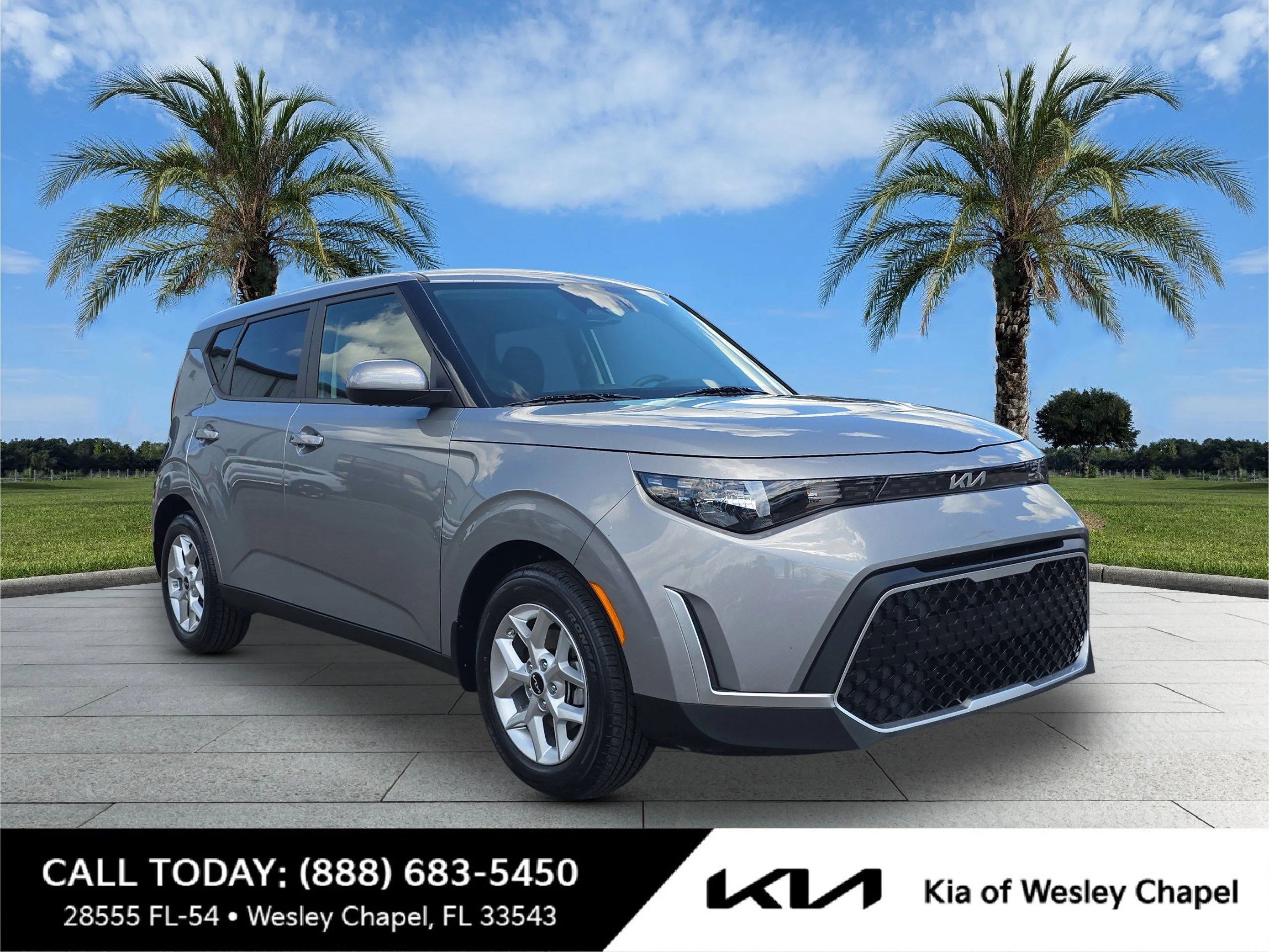 2023 Kia Soul 2.0L S IVT's photo