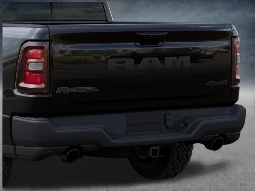New 2026 Diamond Black Crystal Pearl-Coat Exterior Paint RAM Rebel image 13