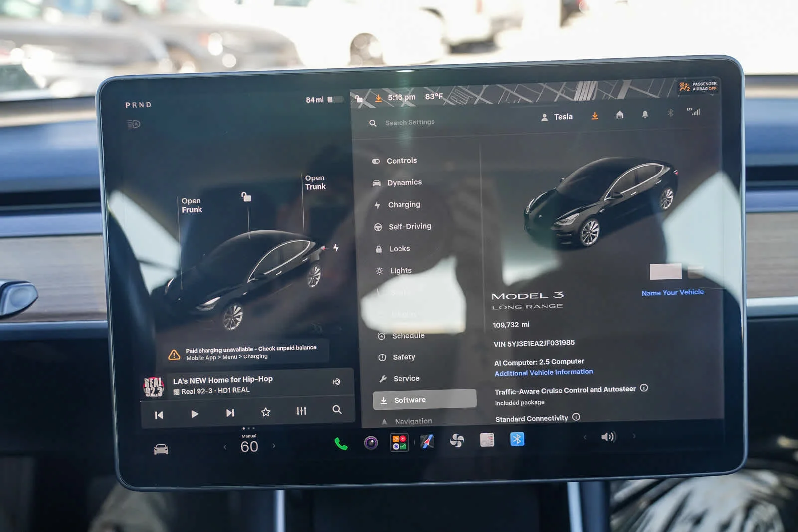 Used 2018  Tesla  image 22