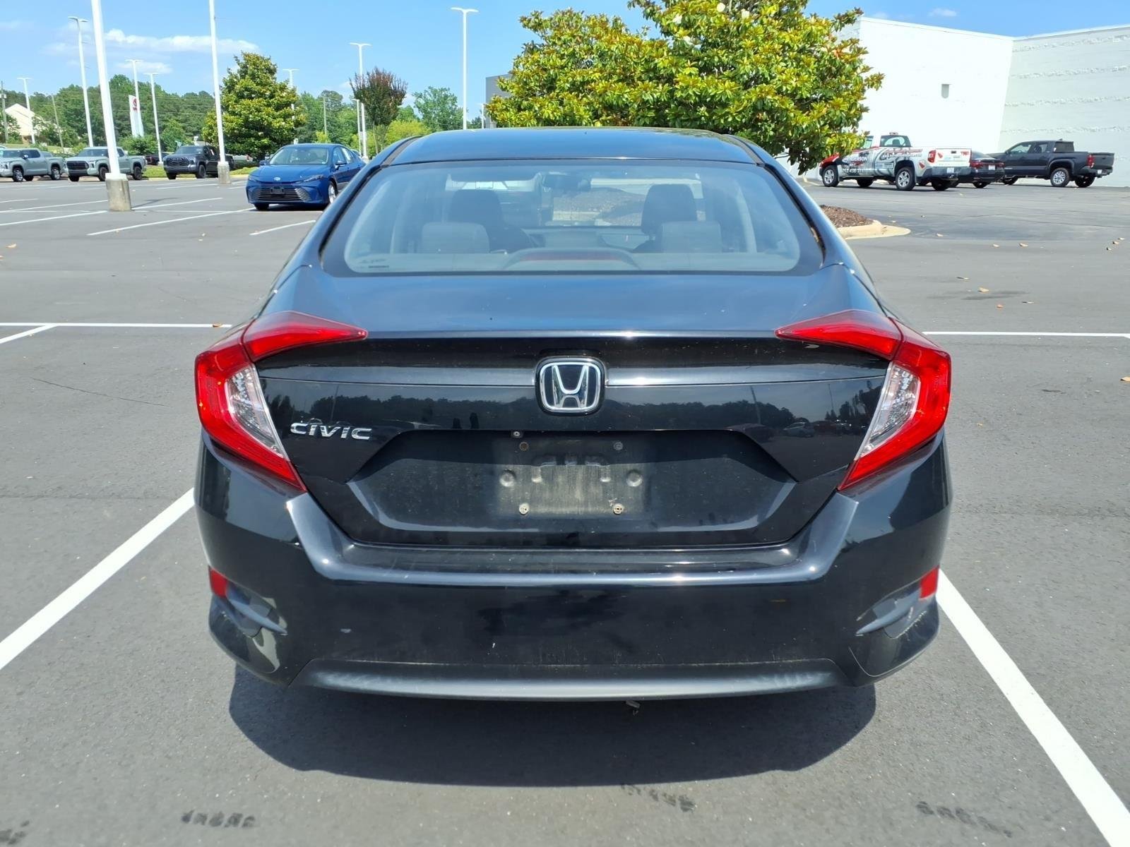 Used 2017 Crystal Black Pearl Honda LX image 4