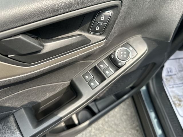 Used 2022 Blue Metallic Ford SE image 17