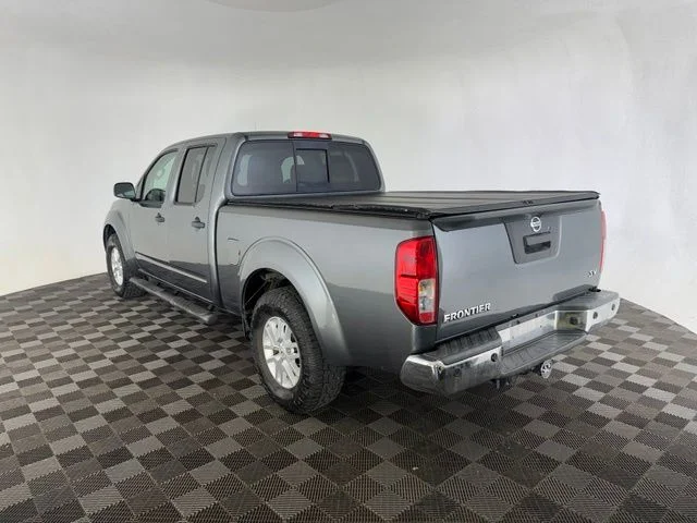 Used 2016 Gray Nissan SV image 7