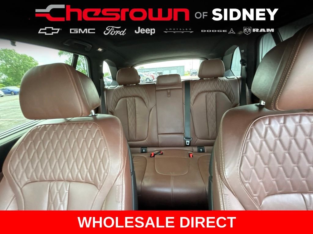 Used 2020 Black Sapphire Metallic BMW xDrive40i image 28