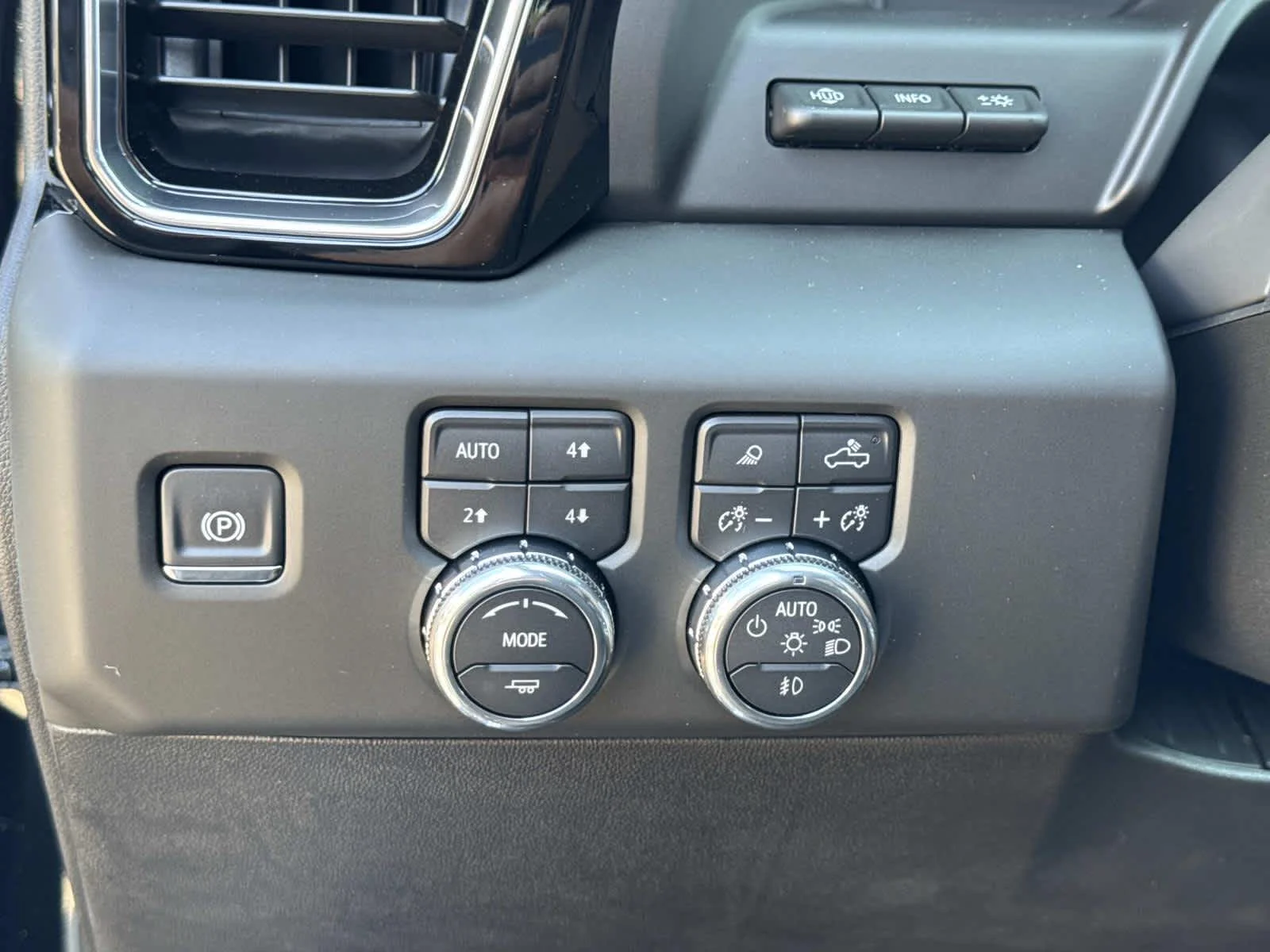 2026 GMC Sierra 1500 Denali - Photo 12