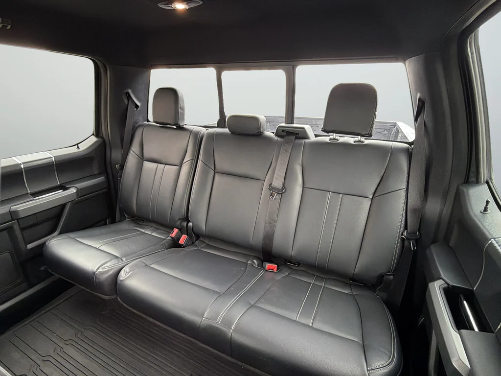 Used 2018 Gray Ford XLT image 41