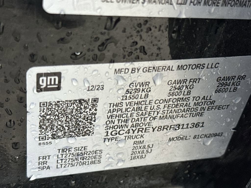 Used 2024 Black Chevrolet High Country image 36