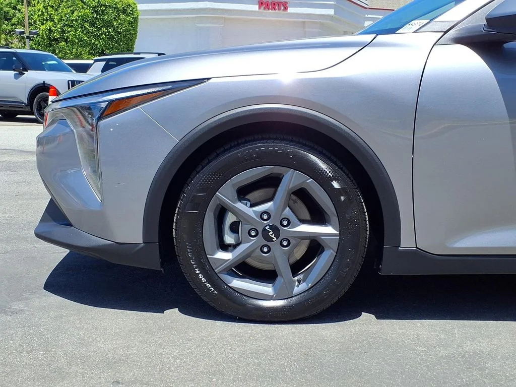 Certified Used 2025 Gray Kia LXS image 16