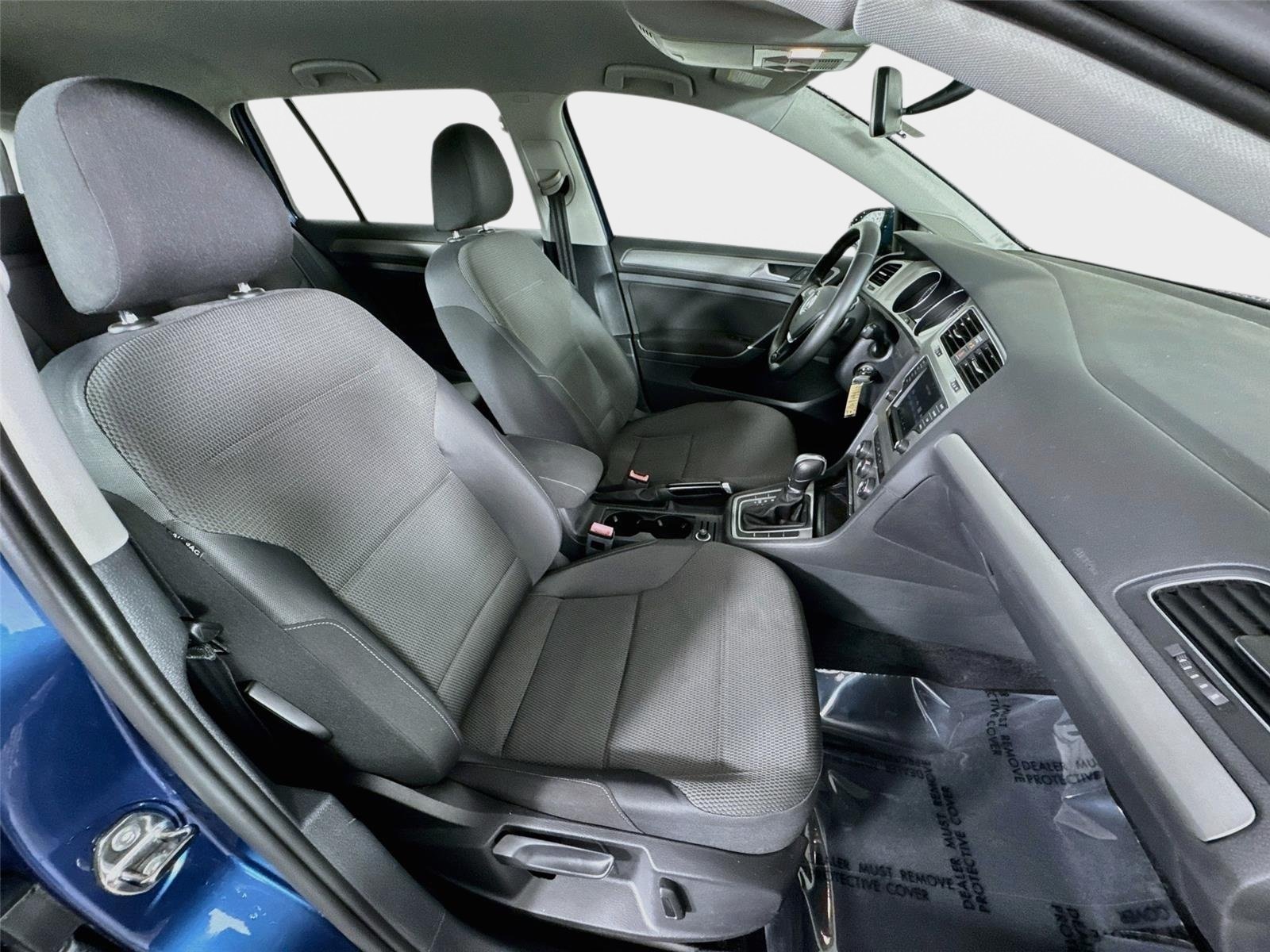 Used 2017 Silk Blue Metallic Volkswagen S image 25