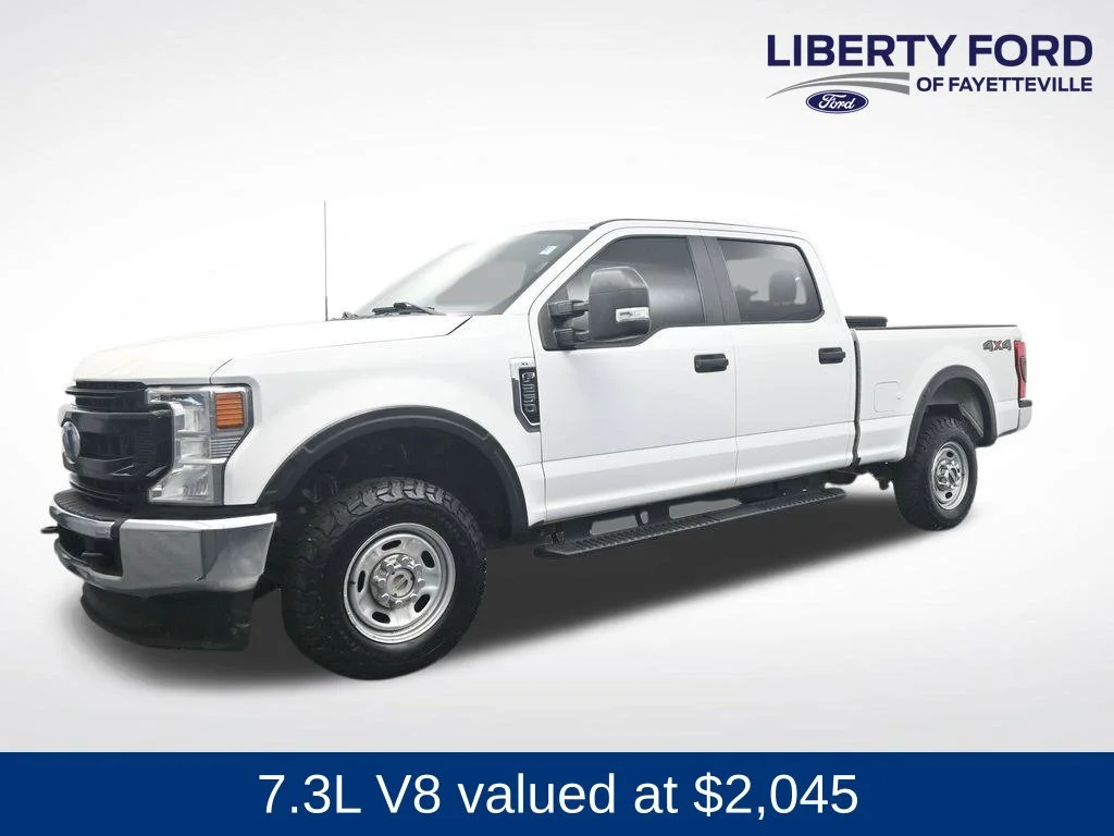 Used 2022 White Ford XL image 1