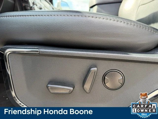 Used 2024 Gray Ford Lariat image 17
