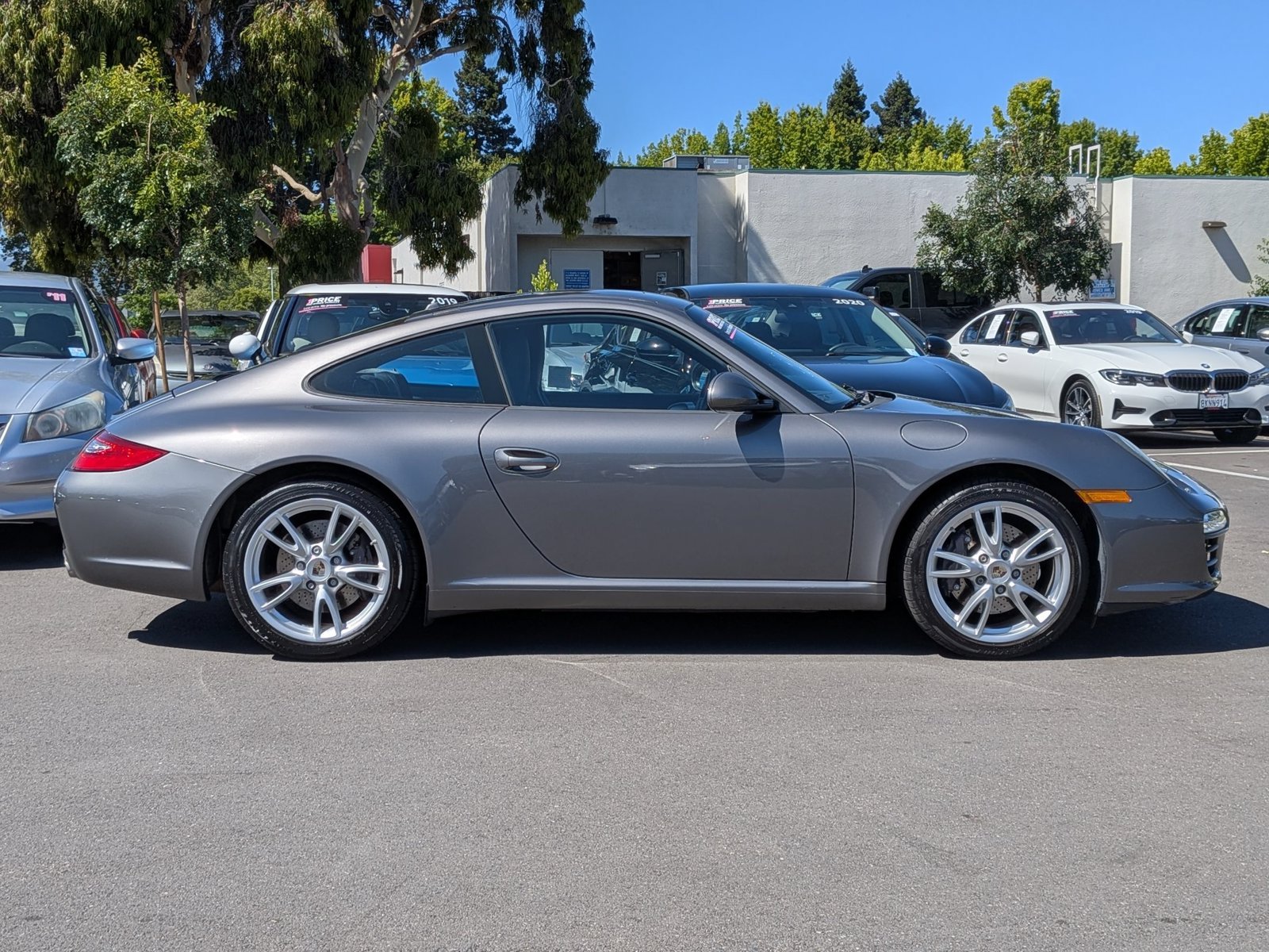 Used 2012 Meteor Grey Metallic Porsche 997 Carrera image 4