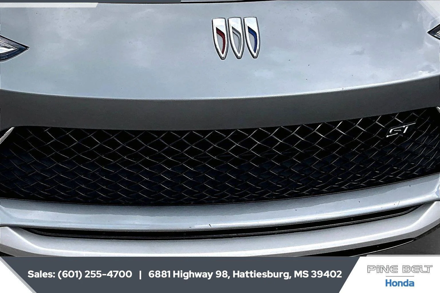 Used 2025 Moonstone Gray Metallic Buick Sport Touring image 22