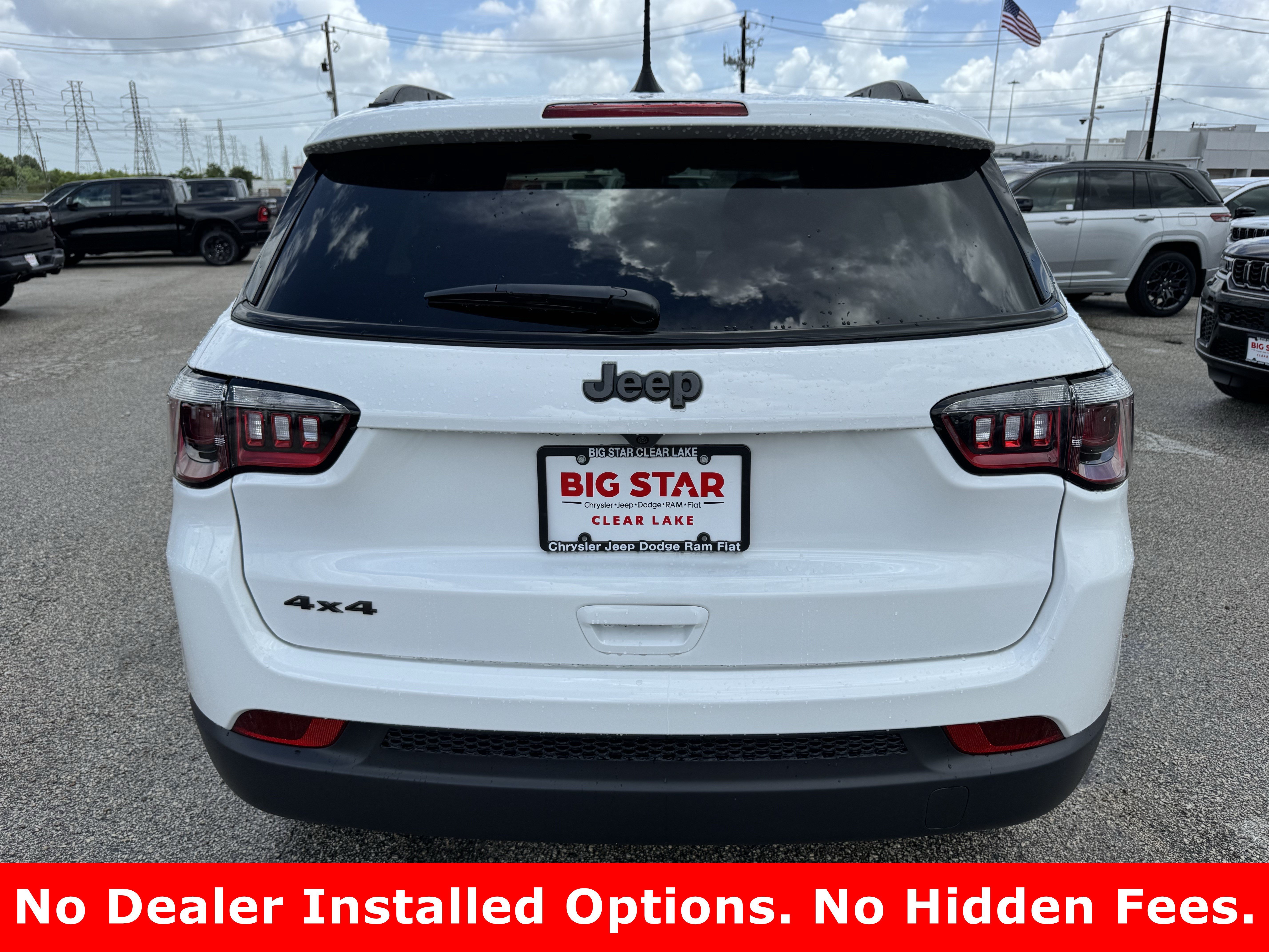 New 2026 Bright White Clear-Coat Exterior Paint Jeep Latitude Altitude image 6